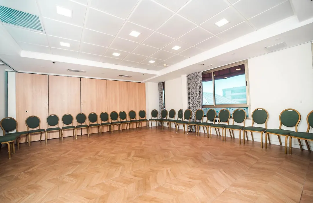 Plaza Nof Hagalil-1